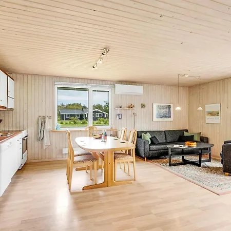 Gisella - 900m From The Sea By Interhome 约灵